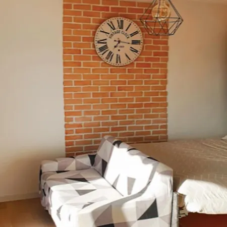 Nice Studio With Swimming Pool *